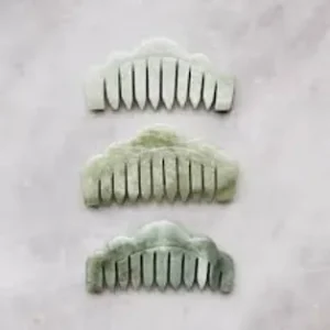 Mount Lai Jade Massaging Comb - Image 2